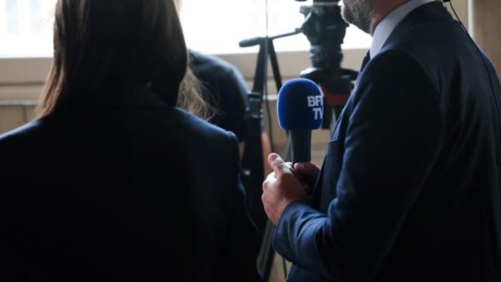 Le Pen candidate malgré tout : le poker judiciaire