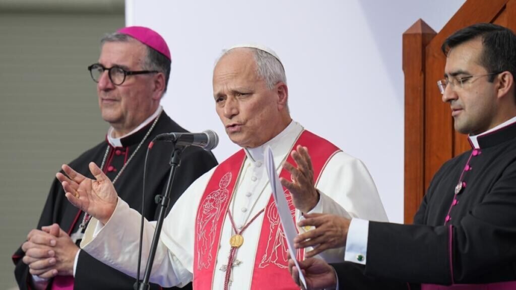 Le pape Léon XIV clôture sa visite historique en France