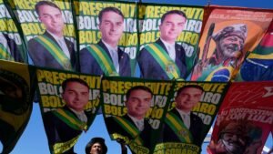 Brésil : Lula face à Bolsonaro fils dans un vote serré