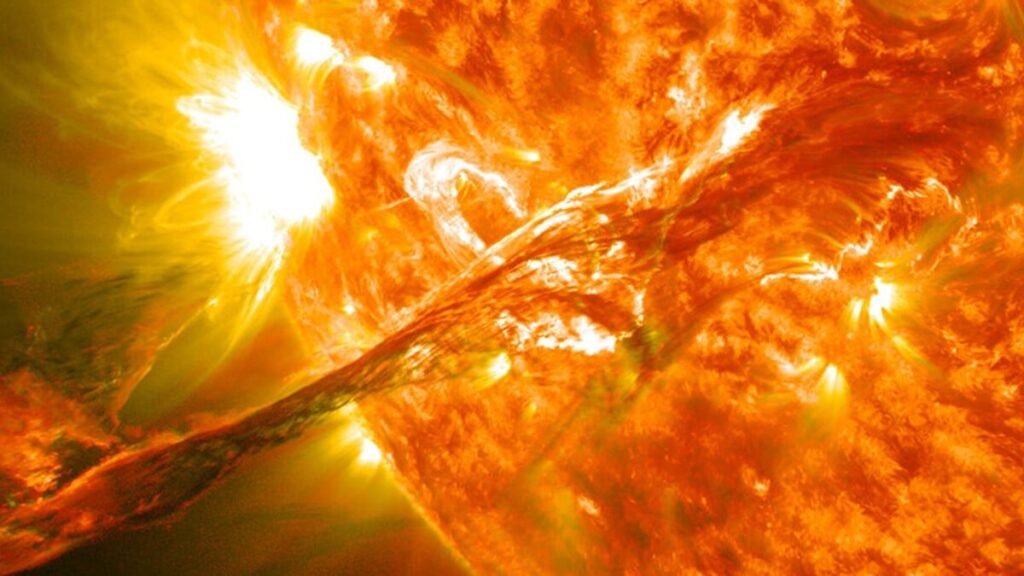 Le Soleil peut-il déclencher une super-éruption dévastatrice ?