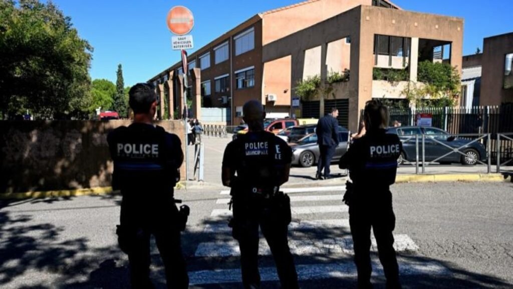 Fusillade au collège d’Aubagne : un élève de 14 ans ouvre