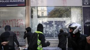 Marseille : commissariat attaqué lors des manifestations du 17 octobre