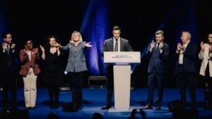 Marine Le Pen lance sa campagne présidentielle à Orléans